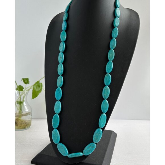 Dyed Magnesite Turquoise Bead Necklace - Picture 3 of 12